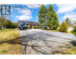 9 WOODCOCK DRIVE - 4