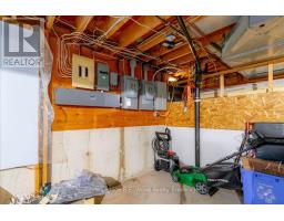 9 WOODCOCK DRIVE - 40