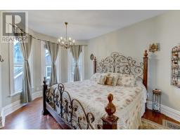 78 OXFORD STREET - 21