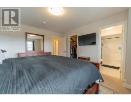 109 DENRICH AVENUE - 17