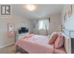 109 DENRICH AVENUE - 20