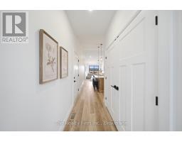 483 GILLESPIE STREET - 4