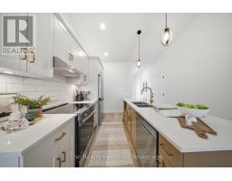 483 GILLESPIE STREET - 9