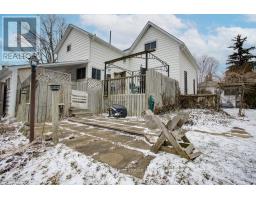 242 WONHAM STREET S - 25