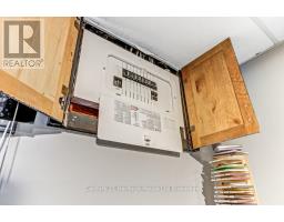 856 GROSVENOR STREET W - 25