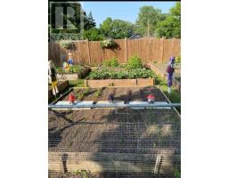 856 GROSVENOR STREET W - 34