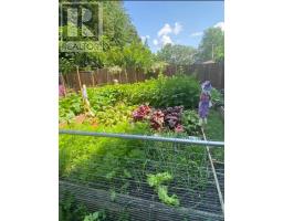 856 GROSVENOR STREET W - 36