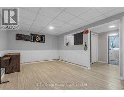 1079 CANFIELD CRESCENT - 11