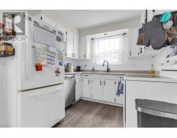 1079 CANFIELD CRESCENT - 4