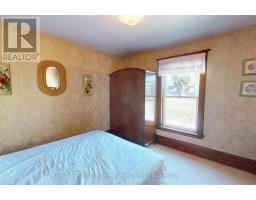 144 HURON STREET - 32