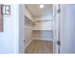 15 GREENHILL DRIVE - 23