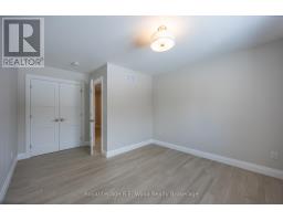 15 GREENHILL DRIVE - 30