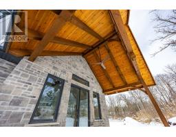 15 GREENHILL DRIVE - 46