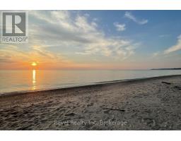 71842 SUNVIEW AVENUE - 48