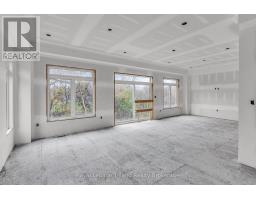 1248 CAEN AVENUE - 4