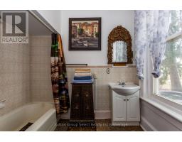 747445 TOWNSHIP ROAD 4 ROAD - 29