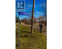 747445 TOWNSHIP ROAD 4 ROAD - 49