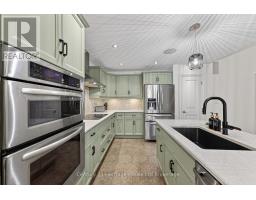 54 WESTVIEW COURT - 11