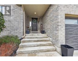 54 WESTVIEW COURT - 5