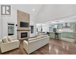 54 WESTVIEW COURT - 7