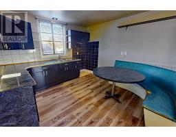 256 ST GEORGE LANE - 9