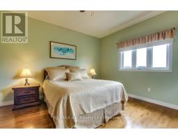 717 GARDEN COURT CRESCENT - 14