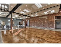 717 GARDEN COURT CRESCENT - 35