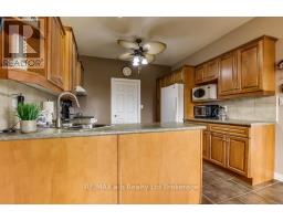 717 GARDEN COURT CRESCENT - 7