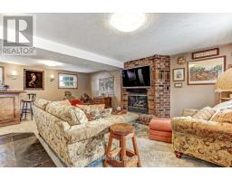 788 GLADSTONE DRIVE - 15