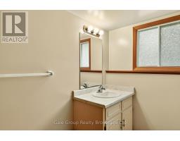 111 CHIPPEWA AVENUE - 25