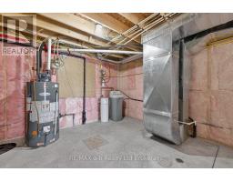 111 KING STREET EAST, UNIT 14 STREET - 21
