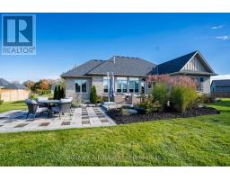 60 AUGUST CRESCENT - 12