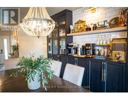 3 BELFAST CIRCLE - 13