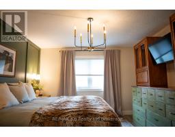 3 BELFAST CIRCLE - 21