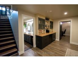 3 BELFAST CIRCLE - 31