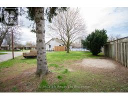 3 BELFAST CIRCLE - 45