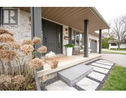 3 BELFAST CIRCLE - 5