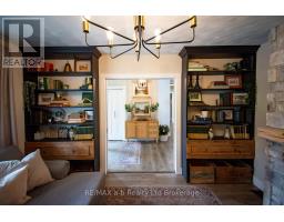 3 BELFAST CIRCLE - 7