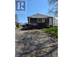 977 NORFOLK STREET N - 1