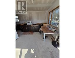 977 NORFOLK STREET N - 4