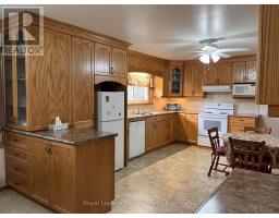 16 BROCK STREET W - 4