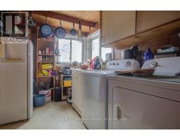 242 WONHAM STREET S - 12