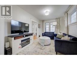 168 WELLINGTON STREET N - 12