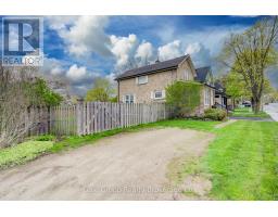 168 WELLINGTON STREET N - 5