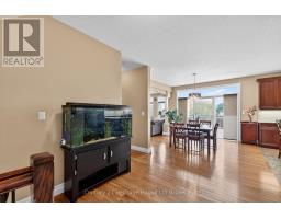 149 JUNO CRESCENT - 10