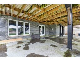 149 JUNO CRESCENT - 45