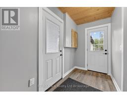 111 COMMISSIONER STREET - 15