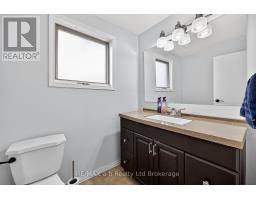 111 COMMISSIONER STREET - 16