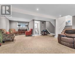 32 DEVON COURT - 15