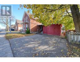 742 DUNDAS STREET - 4